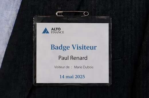 Épingle pin badge fixation discrète sur revers ou poche