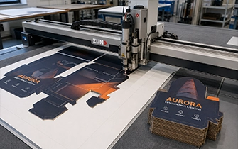 Découpe numérique laser CNC PLV carton sur mesure