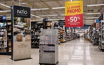 Grandes surfaces hypermarché PLV totem présentoir allée