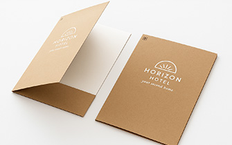 Chemise à rabats pour accueil hôtelier et restauration